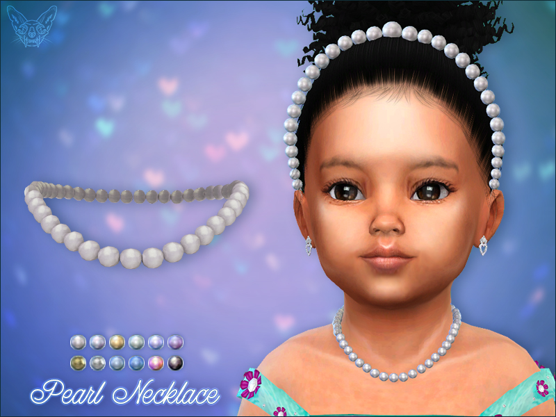 Un niño pequeño con cabello rizado negro usando una diadema de perlas y un collar de perlas Sims 4 CC.